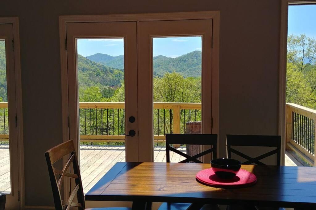 Peace Of Heaven ~ Modern Chic Cabin W/ Majestic Mountain Views Брайсон-Сити Экстерьер фото